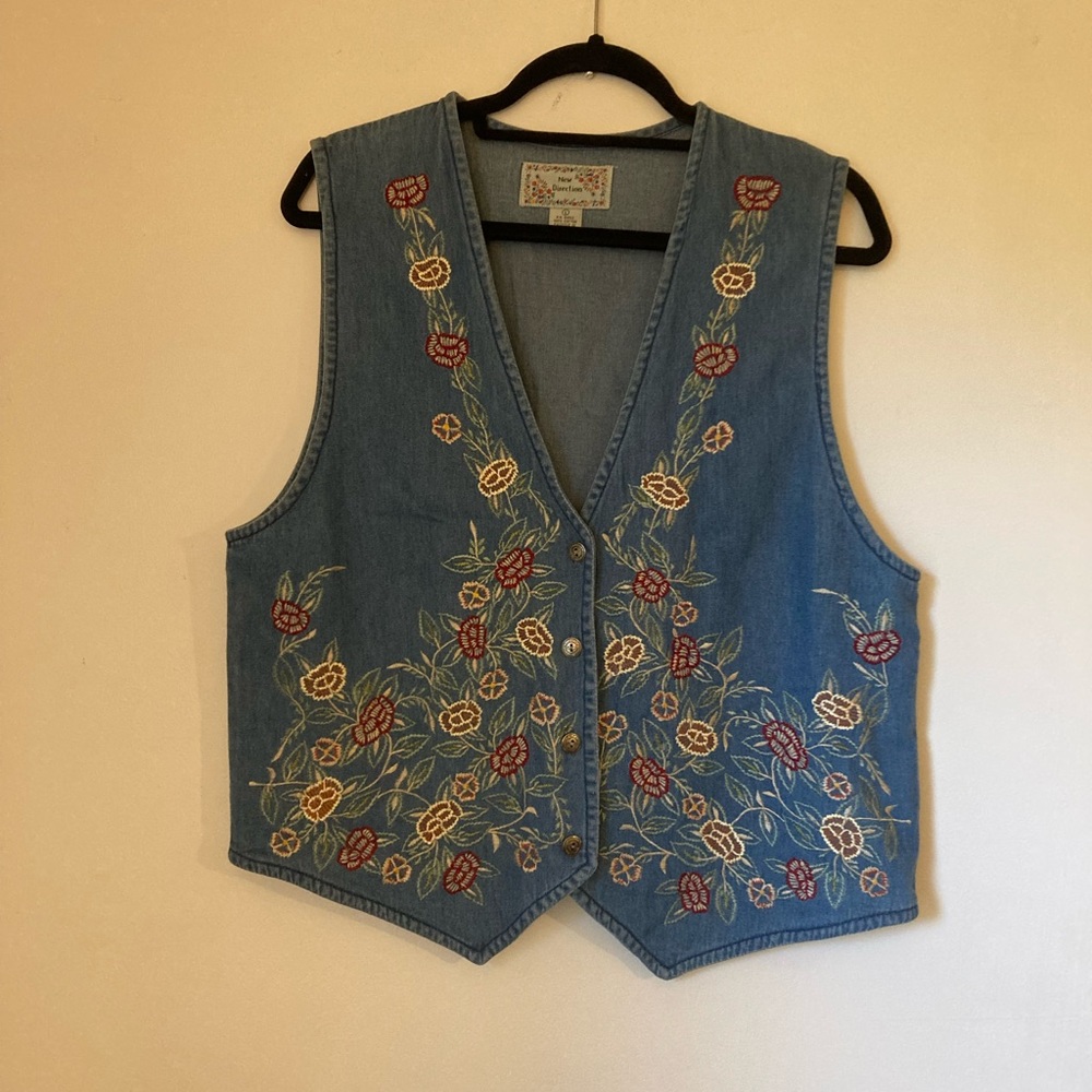 Vintage 90s denim floral cottagecore embroidered vest size M.